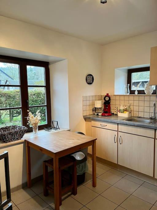 Charmante Maison De Caractere A 2Km De Redu Libin Exteriér fotografie
